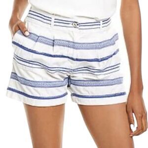 J. MCLAUGHLIN White Embroidered Jacquard Casual Mid Rise Shorts